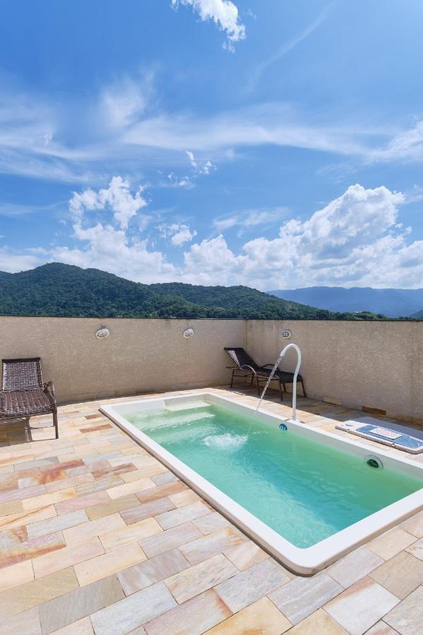 2 Quartos Com Ar, Piscina, Sacada Gourmet A 1 Km Da Grande *